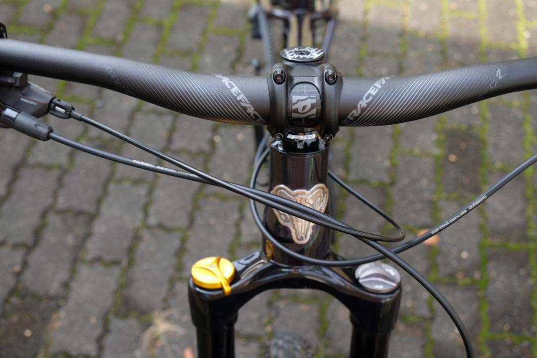 最終値下げ【走行50km未満】KONA HONZO ESD マウンテンバイク