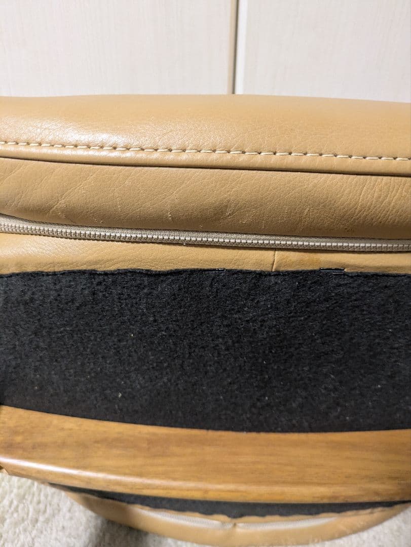 カリモク　オットマン