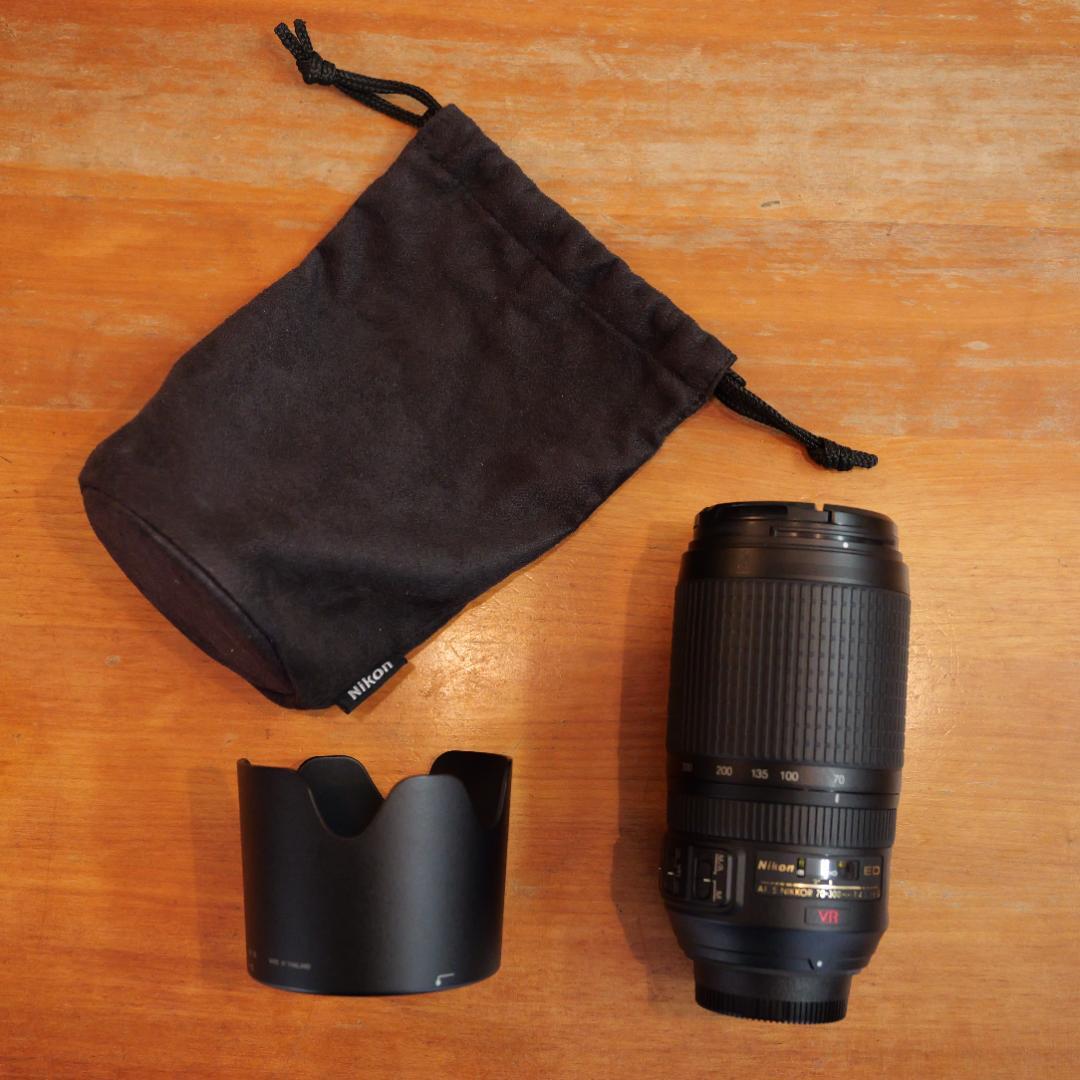 Nikon 70-300mm f/4.5-5.6 レンズ