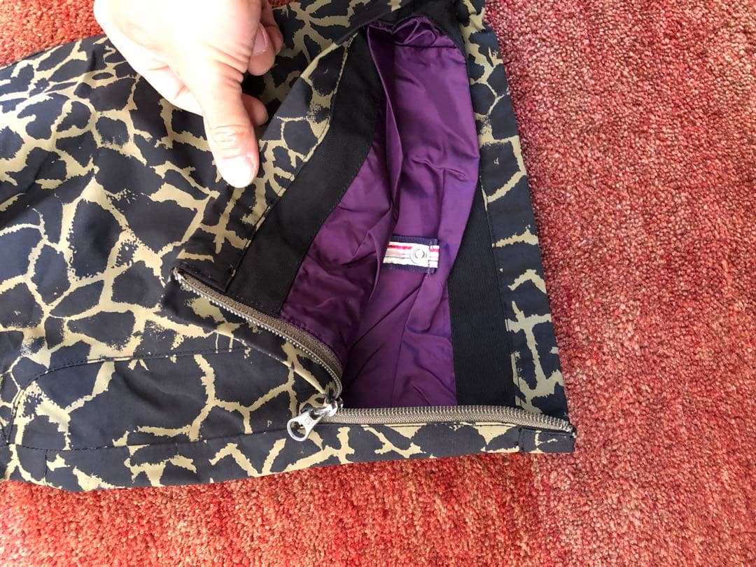 バートン　burton ツナギ　wemens アニマル柄