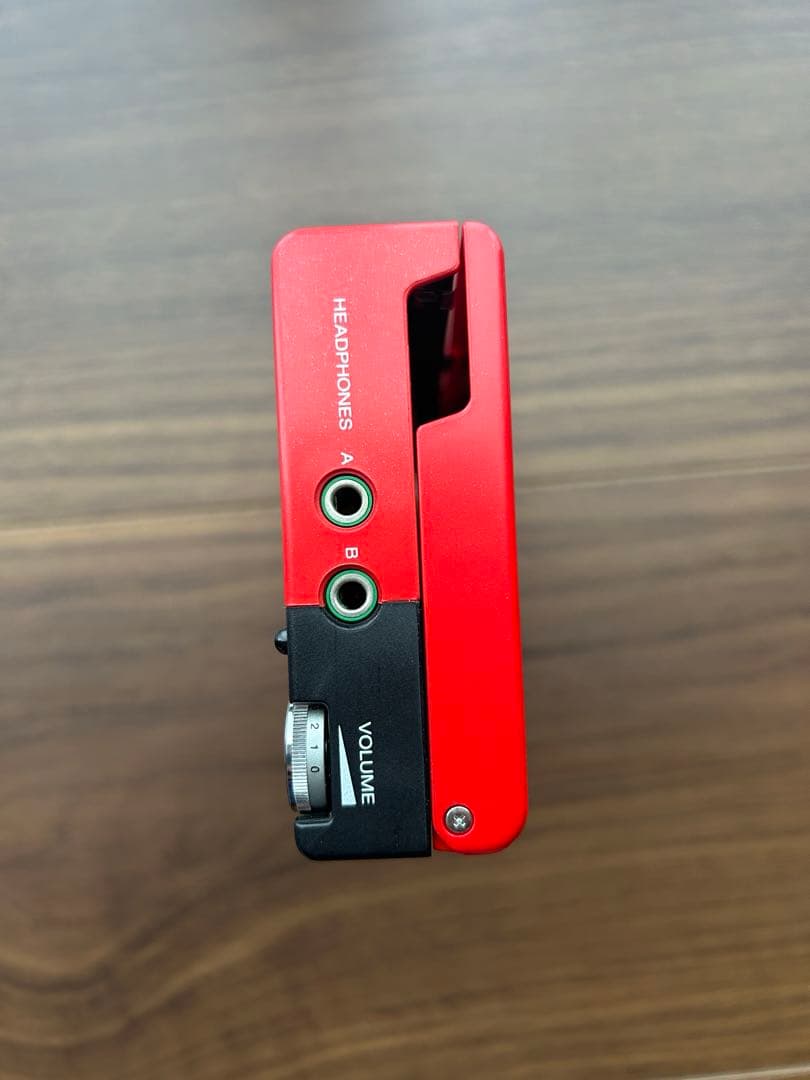 SONY WALKMAN II カセットウォークマン 赤