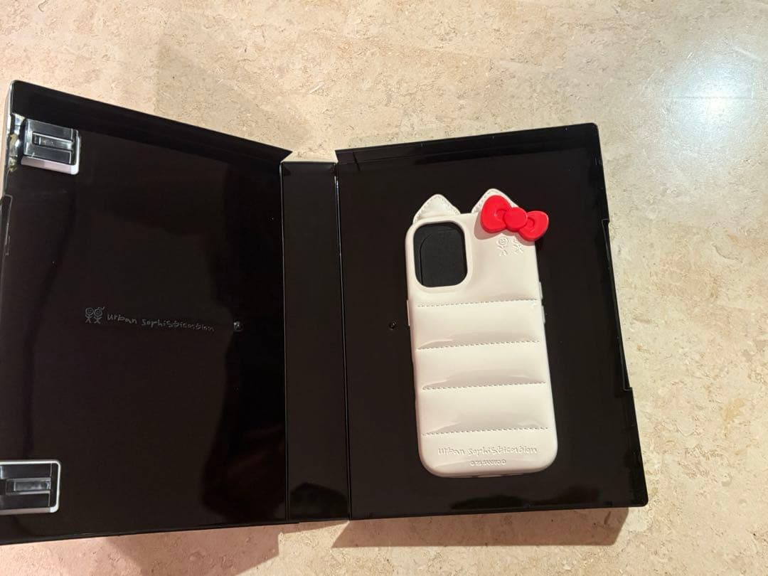 UrbanSophistication キティ iPhone16