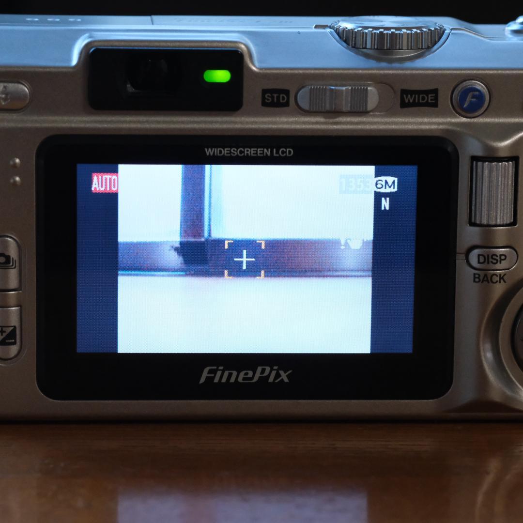つ*さ様 FUJIFILM　Finepix　F710　極美　保管品　カードも！