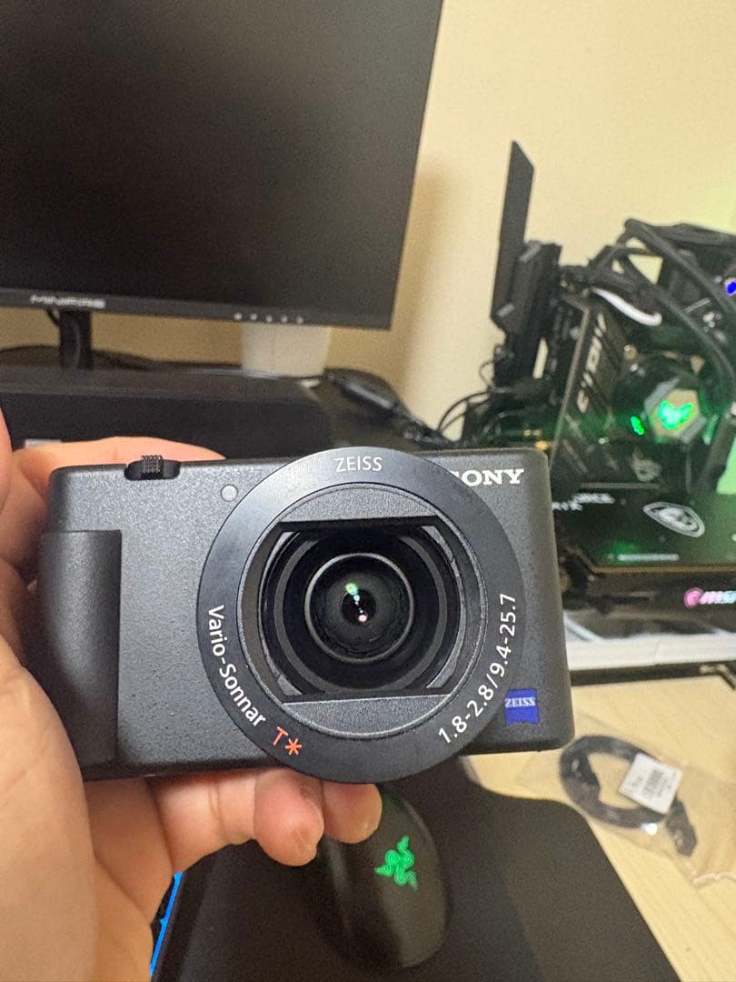 SONY ZV-1 Vlogカメラ 動作良好 バッテリー3個 充電器付き 箱なし