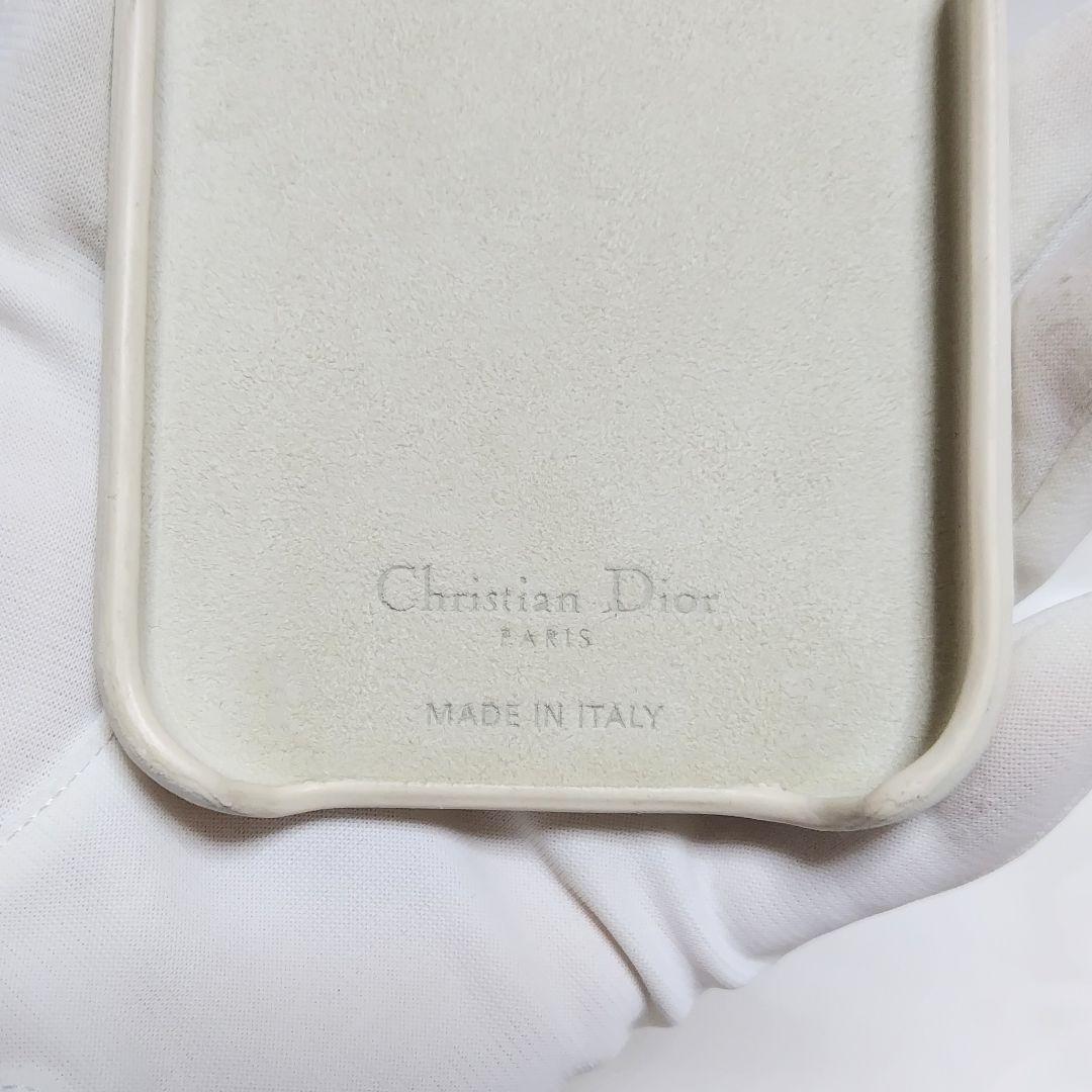 激レア極美品✨ディオール♡iPhone15Proスマホケース　ハートカナージュ白