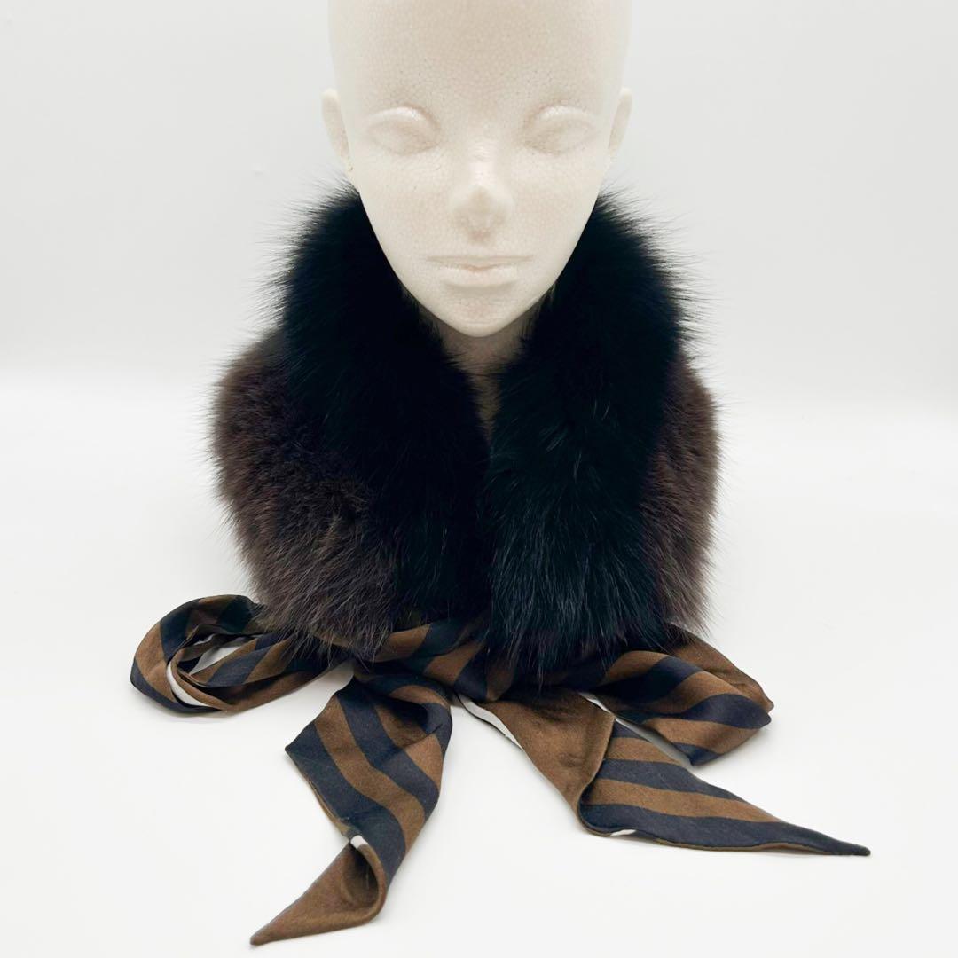 FENDI フェンディ　ストール　ファー　スカーフ　ショール　ティペット