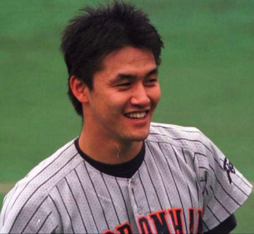 日本ハムファイターズ　ユニフォーム　1993-2003ビジターモデル　デサント