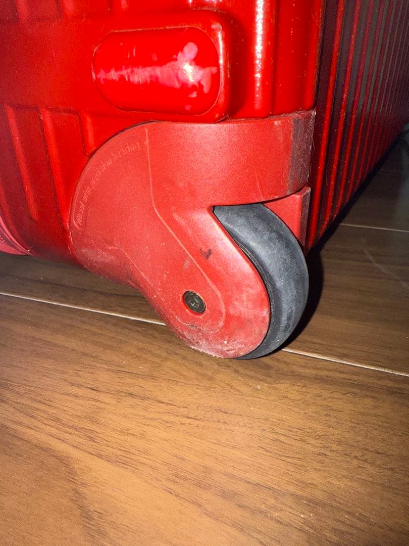 リモワ　スーツケース