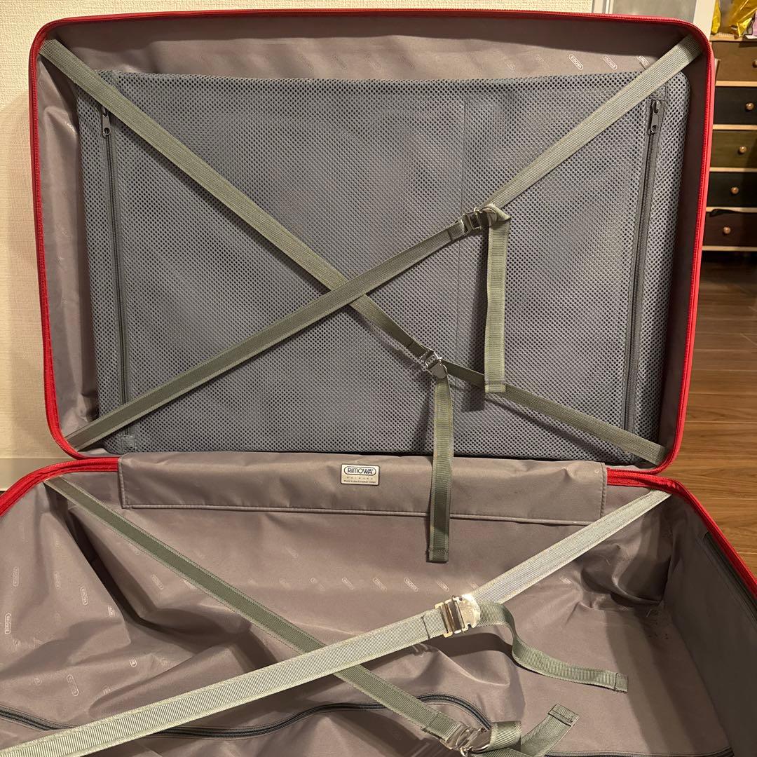 リモワ　スーツケース