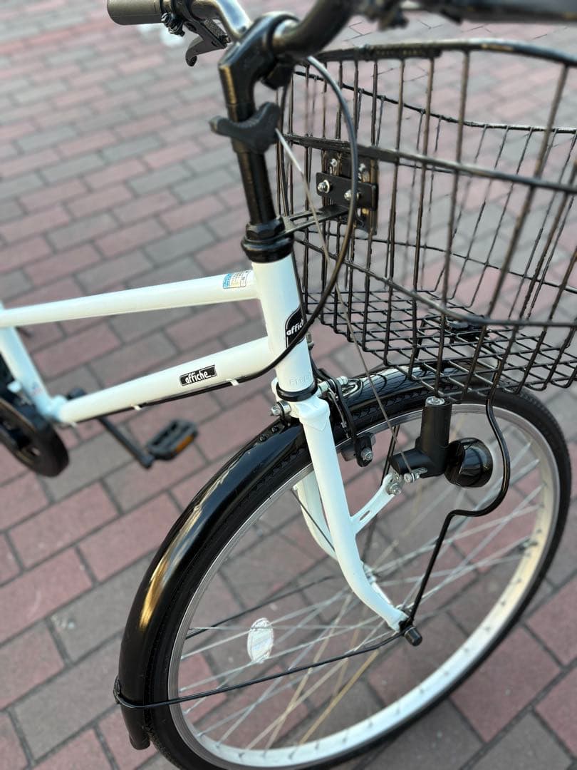 新品タイヤ・シティーサイクル(26㌅)配達出来ます。お引き取りも可能です。