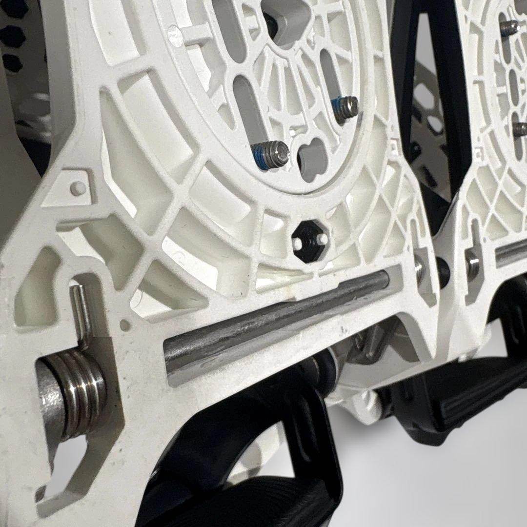 最終セール【美品】SUPERMATIC スノーボード ビンディングＬサイズ