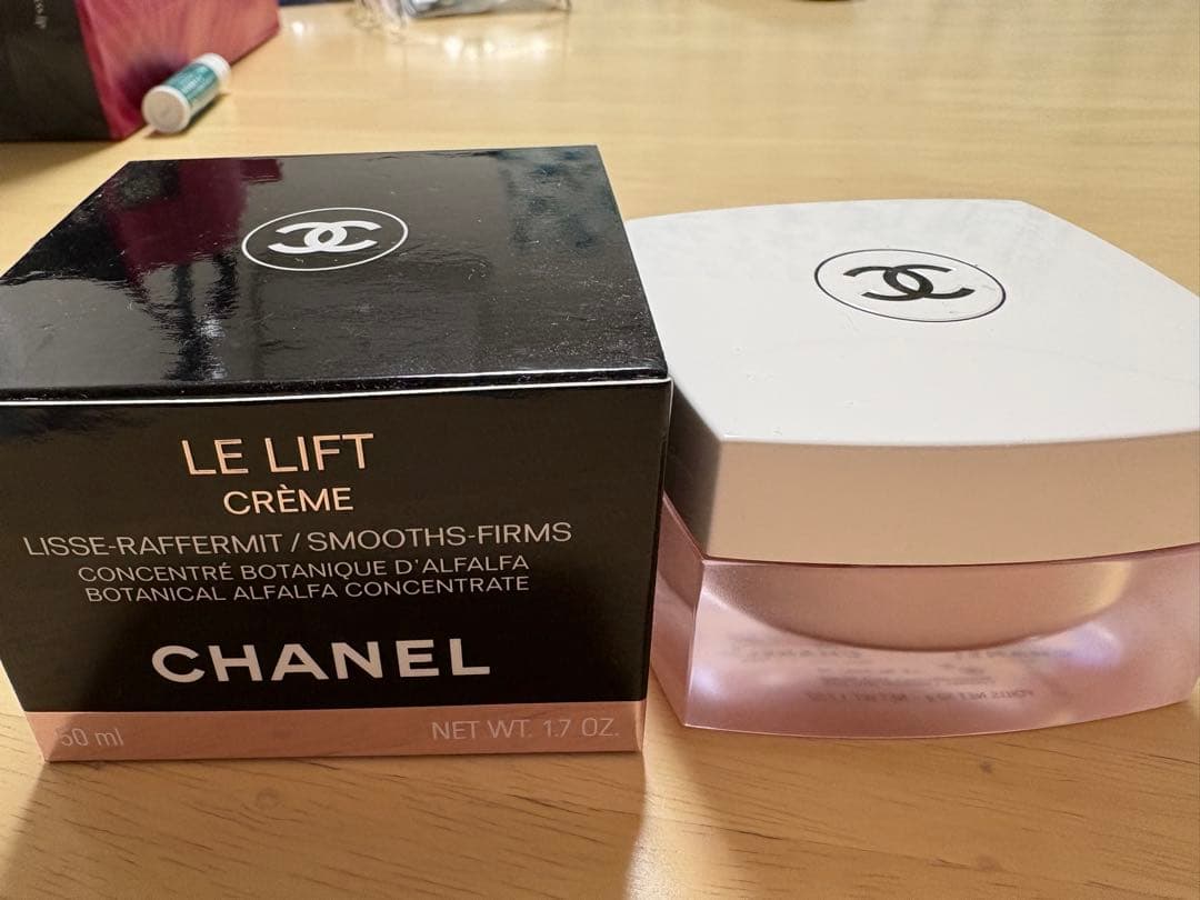 CHANEL LE LIFT クレーム LE BLANC クリーム　2点セット
