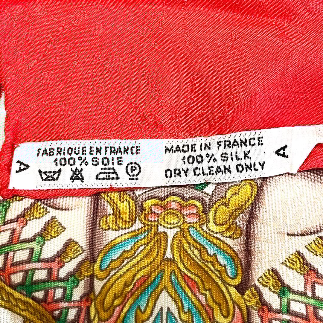 HERMESカレ大判シルクスカーフ ルナパーク レッド メリーゴーランド