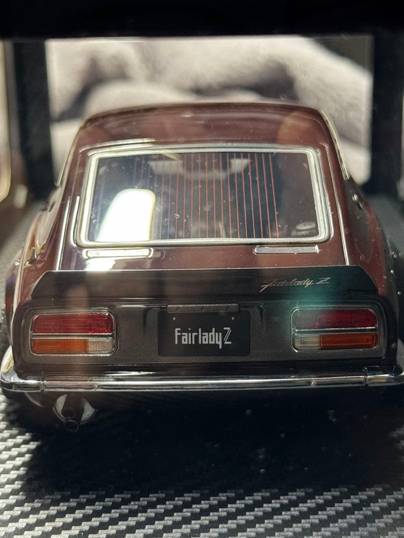 こ*あ様 Nissan Fairlady Z [S30] 1/18 マルーン