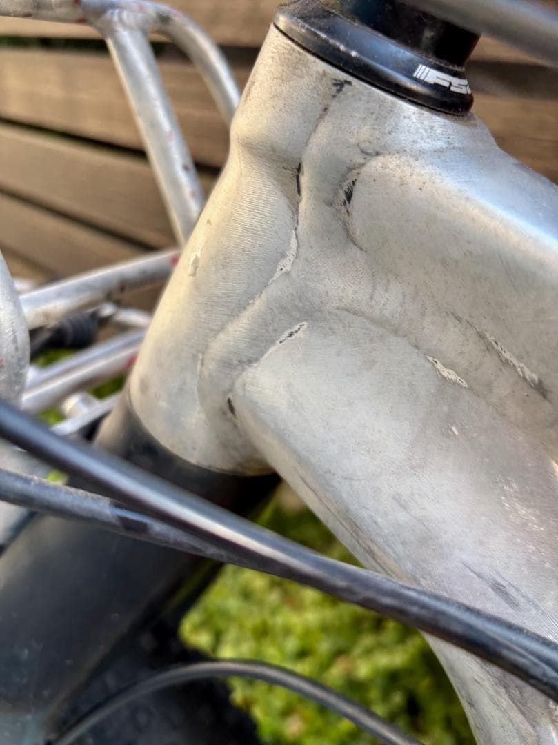 Trek 1120 + アクセサリー バイクパッキング用