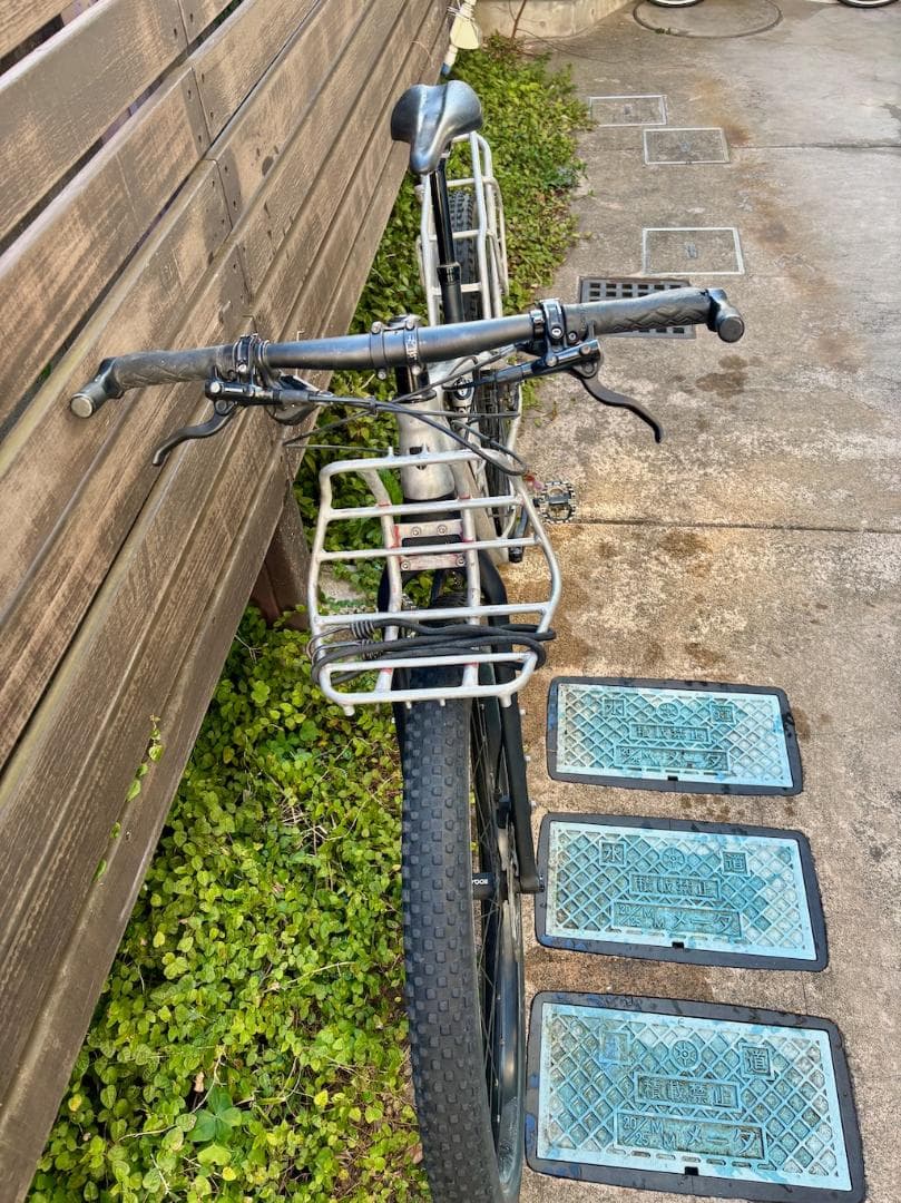 Trek 1120 + アクセサリー バイクパッキング用