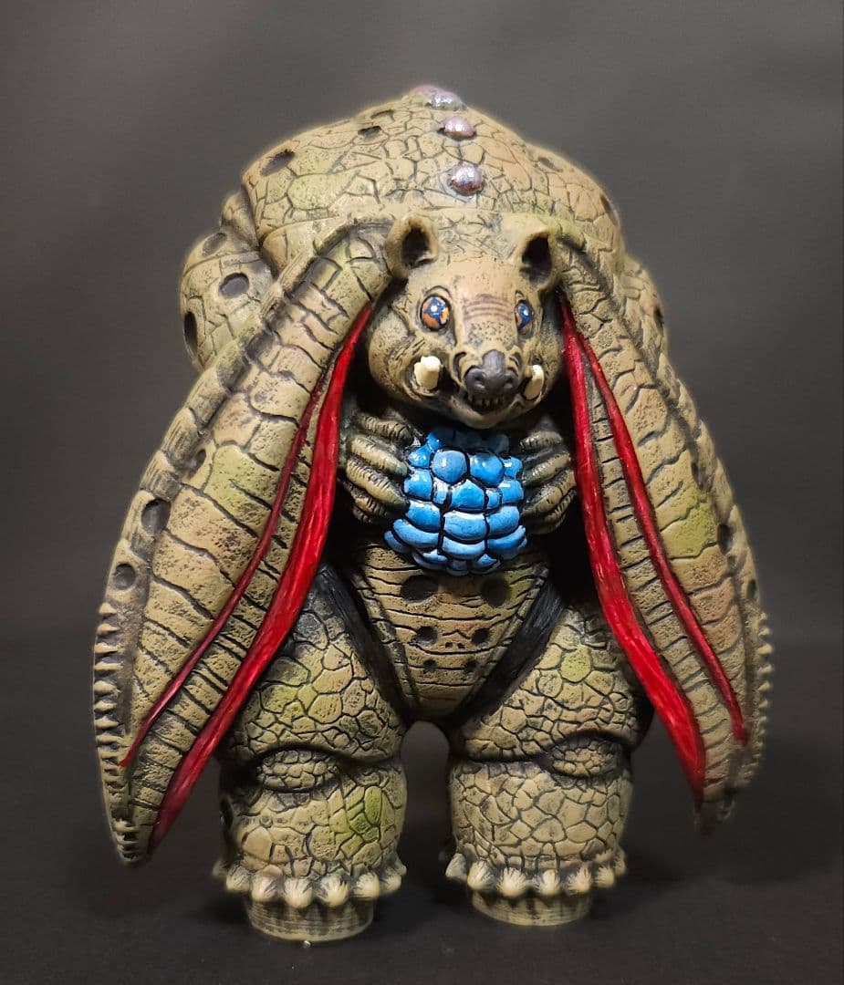 もふもふ様専用 ウルトラ怪獣ソフビ ギルバグ リペイント完成品 - メルカリ