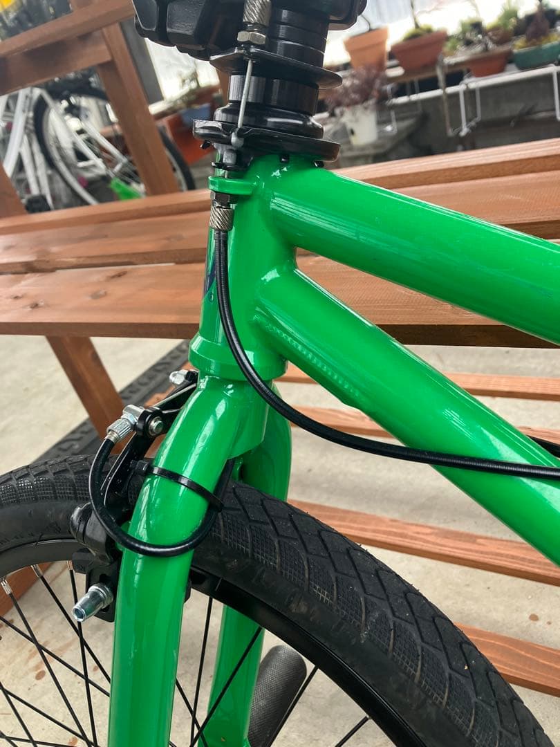 (送料無料)ARES BIKES APLUSグリーン