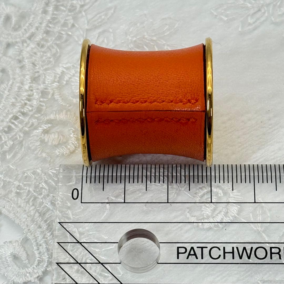 エルメス HERMES スカーフリング 筒型 レザー巻 オレンジ ゴールド 箱