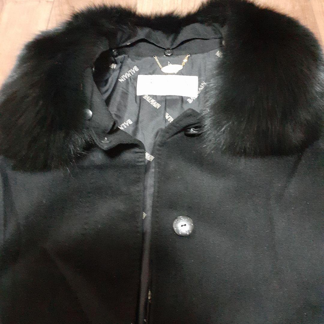 BALMAIN ロングコート ファー付き、色ブラック、　サイズ９