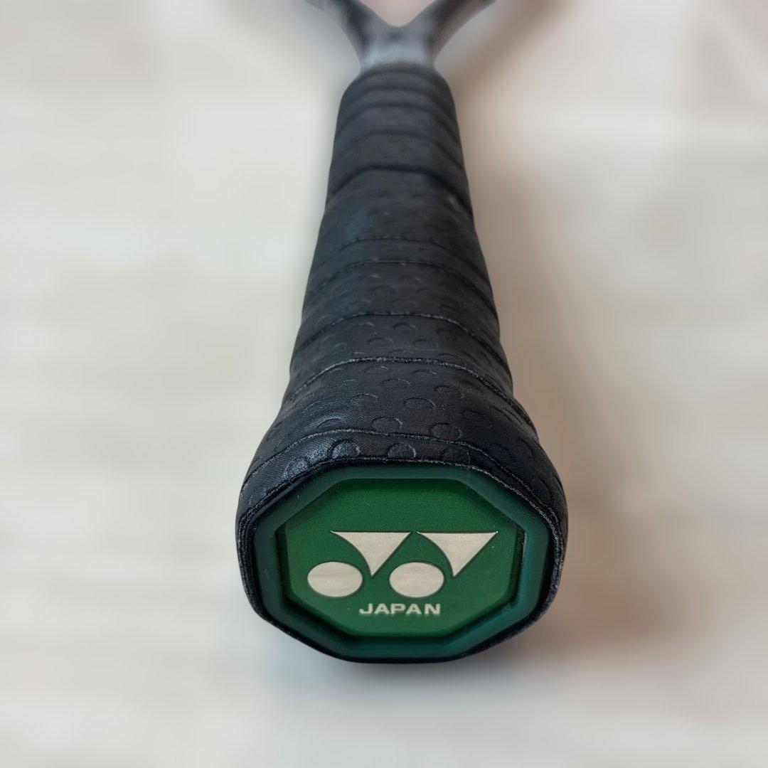 ボルトレイジ　VOLTRAGE 8V テニスラケット