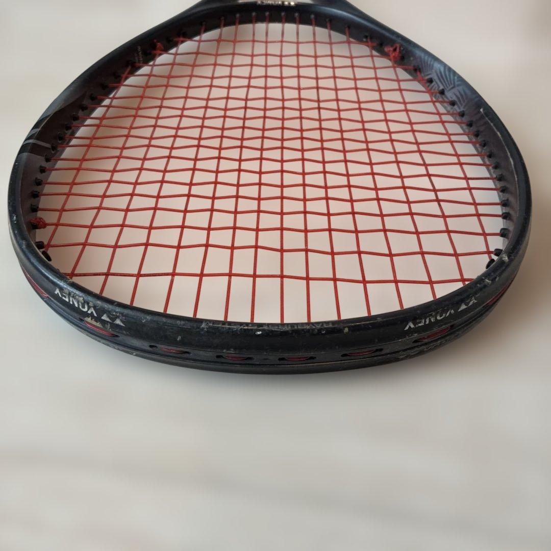 ボルトレイジ　VOLTRAGE 8V テニスラケット