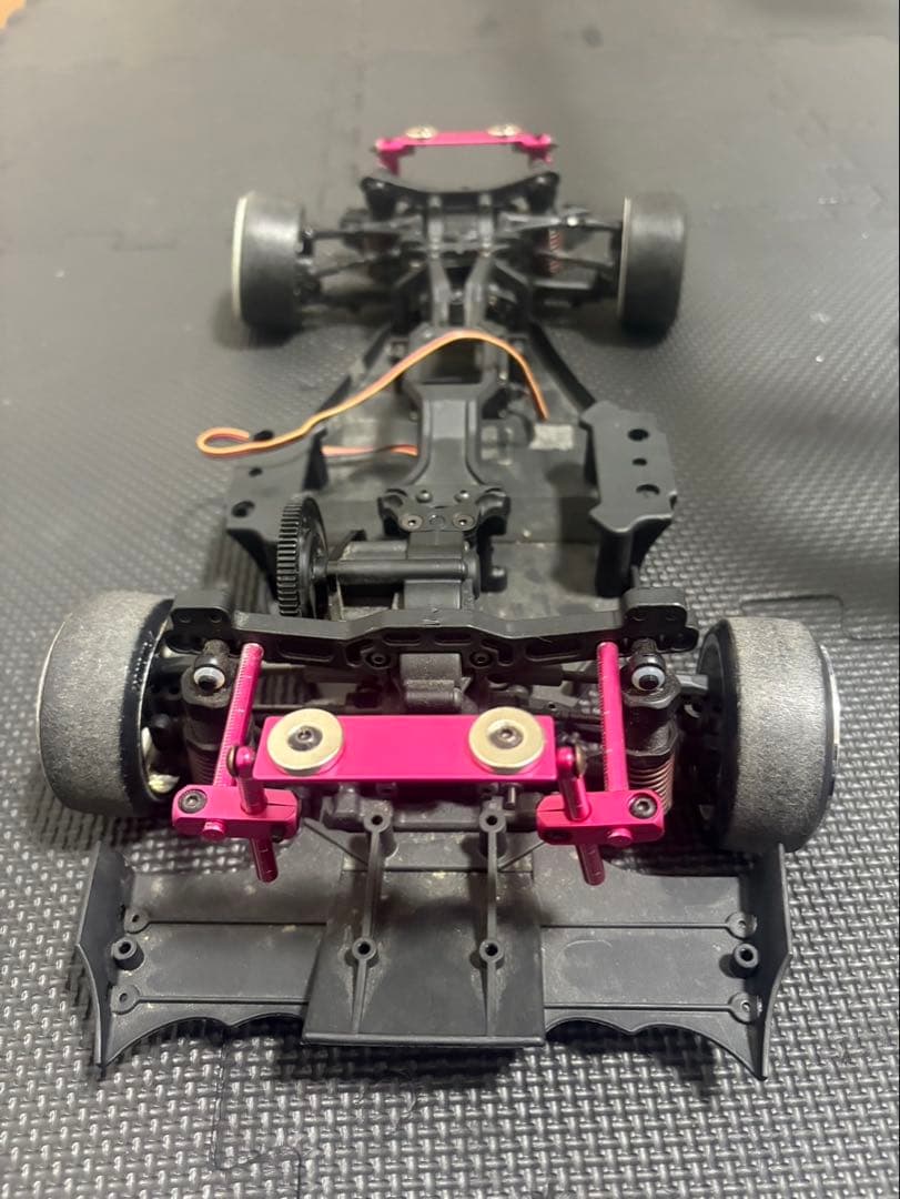 ラジコンシャーシ