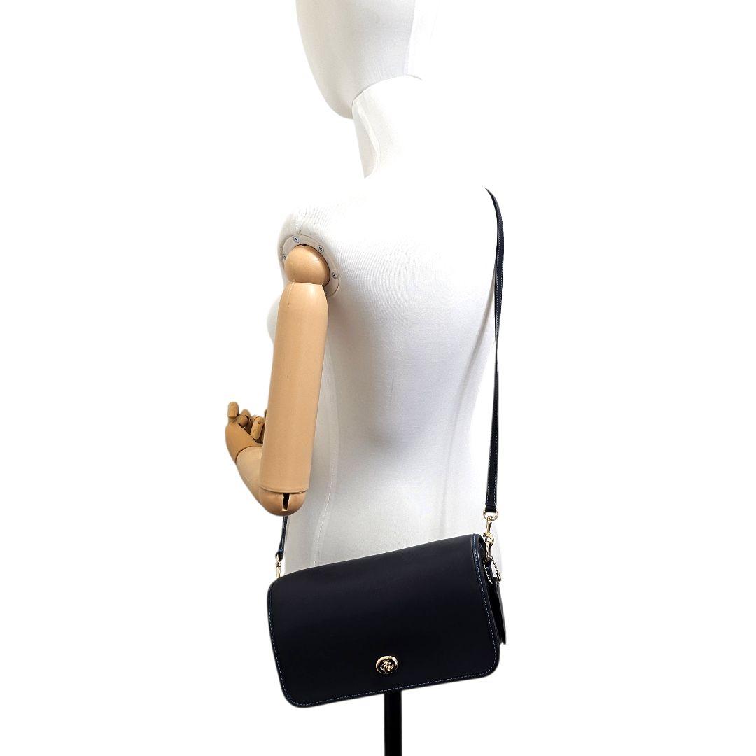 美品 COACH ディンキー ターンロック ショルダーバッグ クラブ