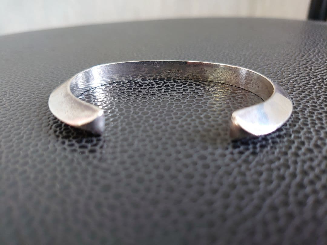 ファンタスティックマン トライアングル バングル