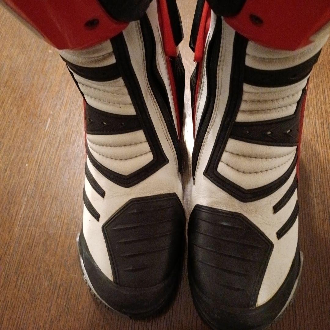 商品番号：9　GAERNE ロードライディングブーツ 赤/白/黒