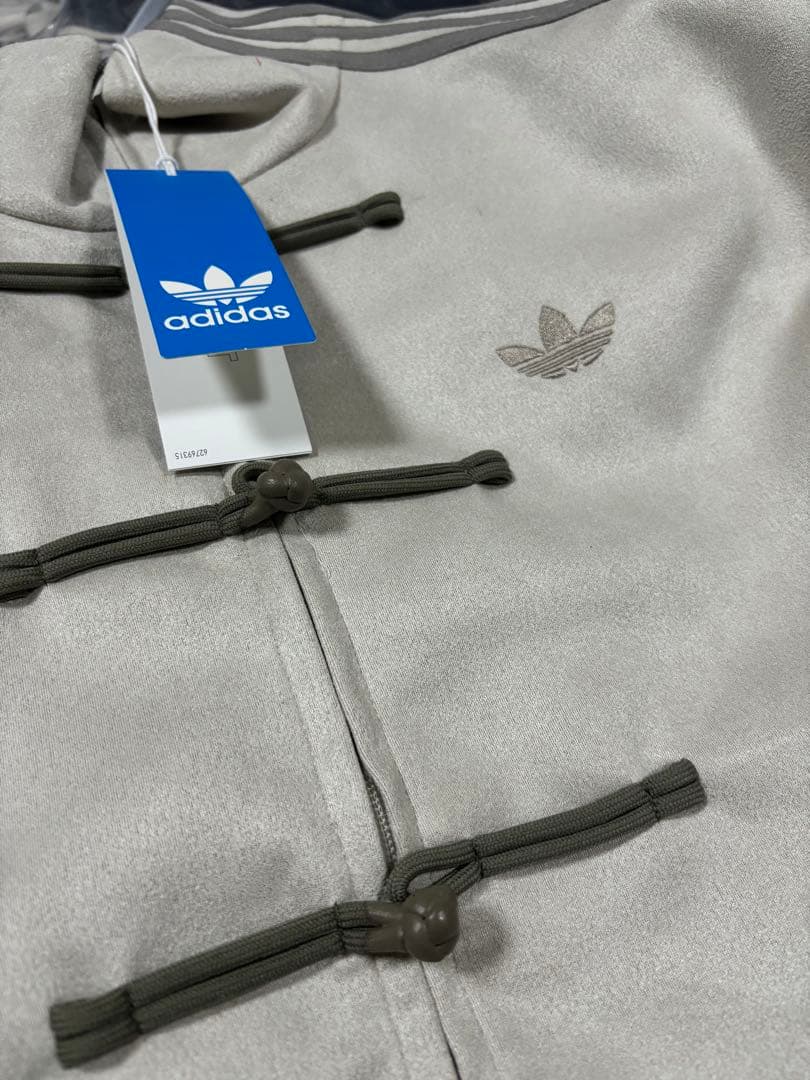 adidasアディダス 中国限定 蛇年トラックジャケッホワイト Mサイズ