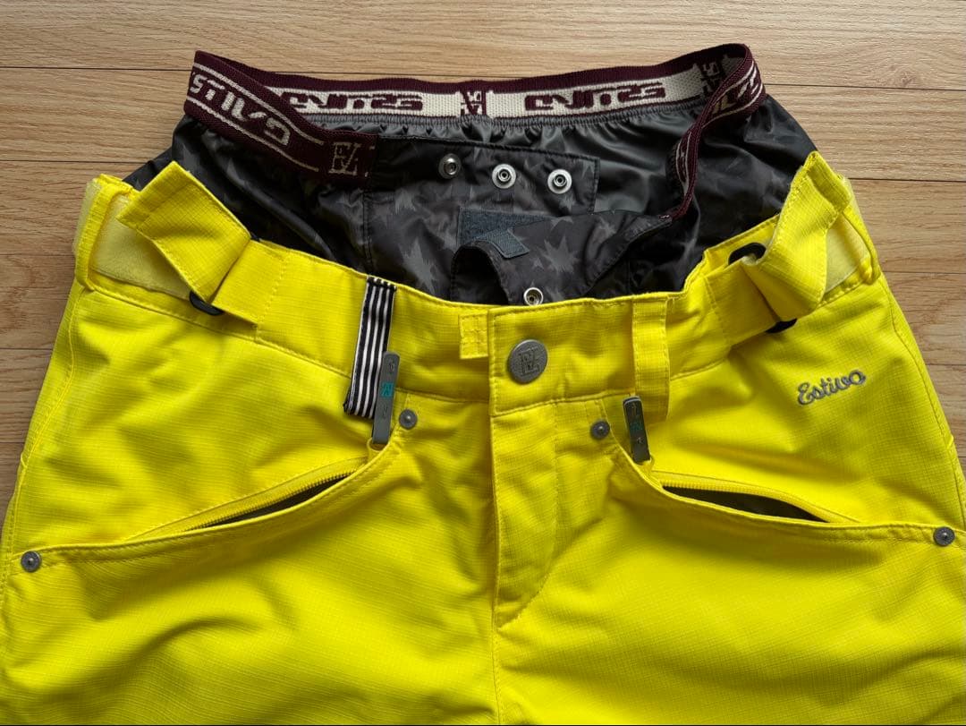 お値下げ‼️【ESTIVO】スノーボードウェアセット⭐︎上下Mサイズ /デニム&黄色