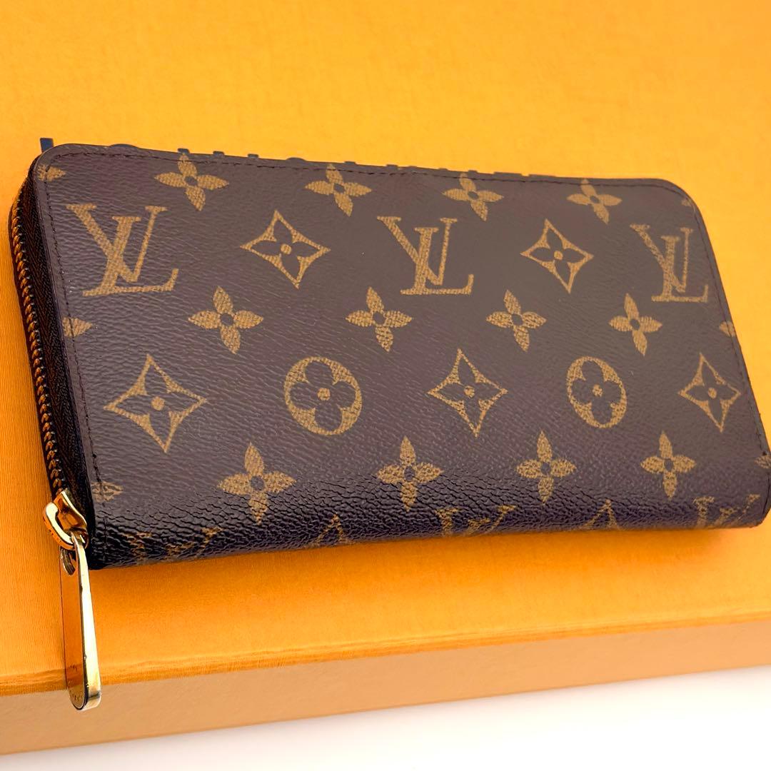 【新春セール】 ✨美品✨ルイヴィトン　モノグラム　ジッピーウォレット　長財布