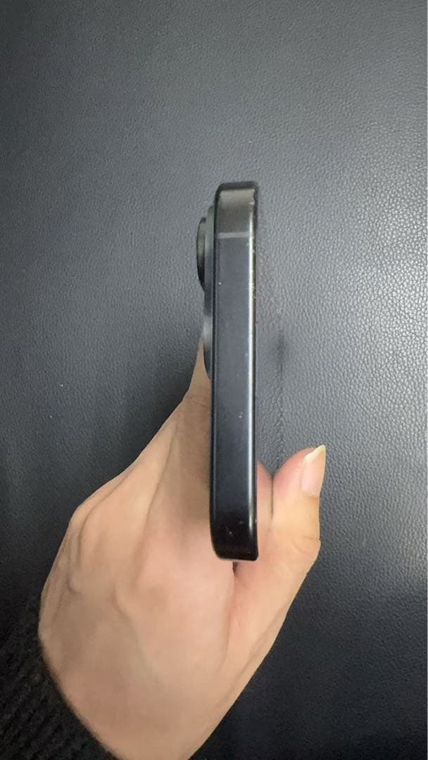 海外版iPhone 16 Pro Max 256GB,美品,バッテリーは100％