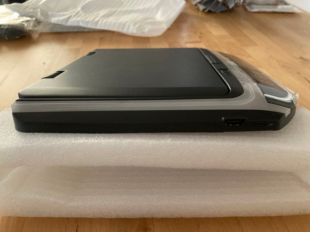 LOSKAフリップダウンモニター10.2インチ