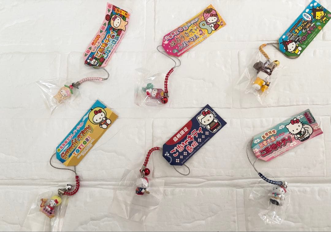 ハローキティ ご当地キティストラップ 8個セット（バラ売り不可）