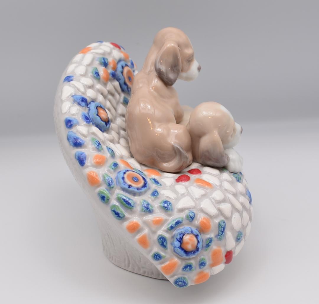 バルセロナの街角／内気な入浴犬　リヤドロ　２体おまとめ　光沢仕上げ　ご成約済み