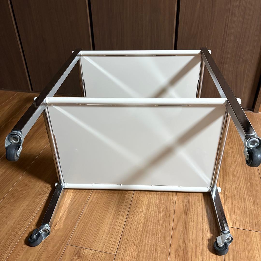 美品　高田ベッド　ワーゴンキャスター付　院内設備　医療用　収納　2段式　日本製