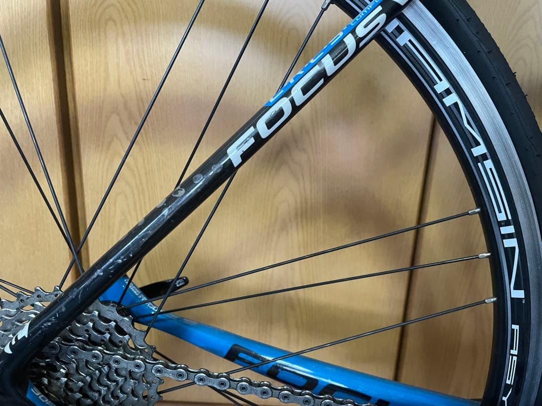 FOCUS IZALCO TEAM SL 電動アルテグラ　11速