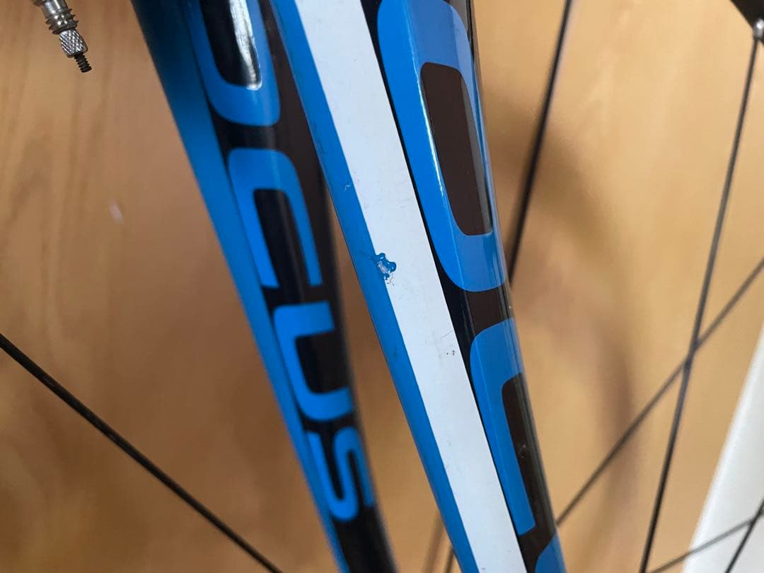 FOCUS IZALCO TEAM SL 電動アルテグラ　11速