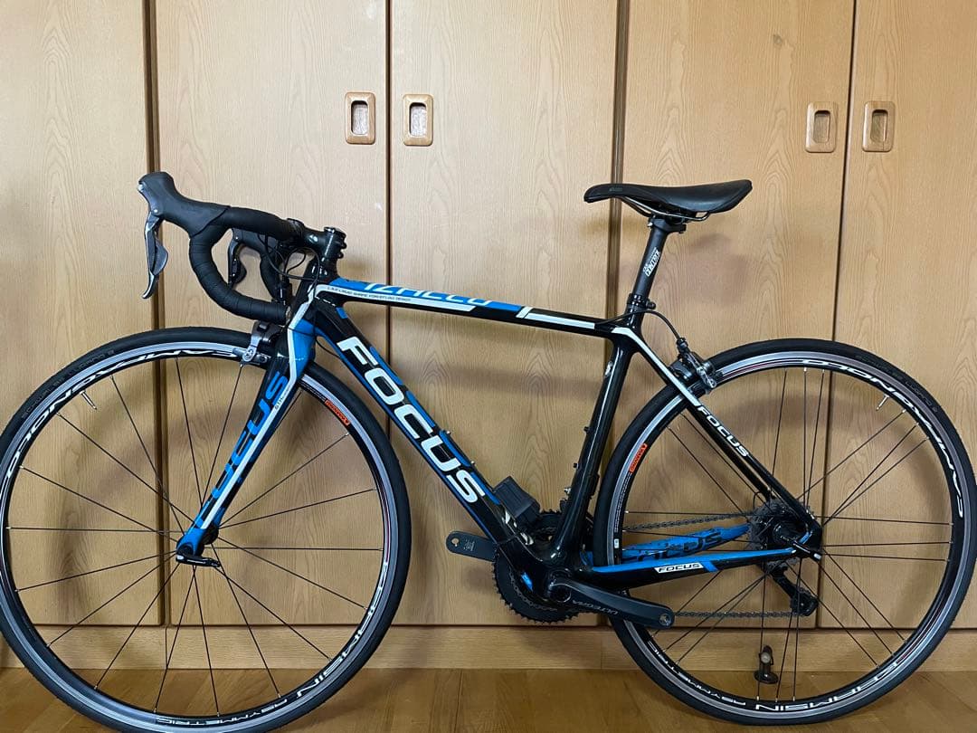 FOCUS IZALCO TEAM SL 電動アルテグラ　11速