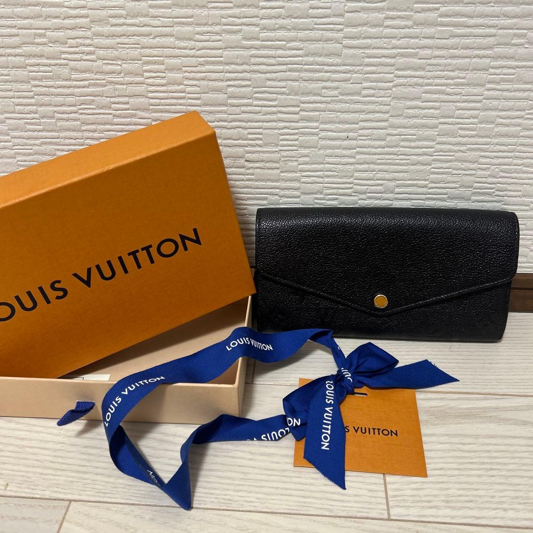LOUIS VUITTON ポルト・フォイユ・サラ・モノグラム・アンプラント