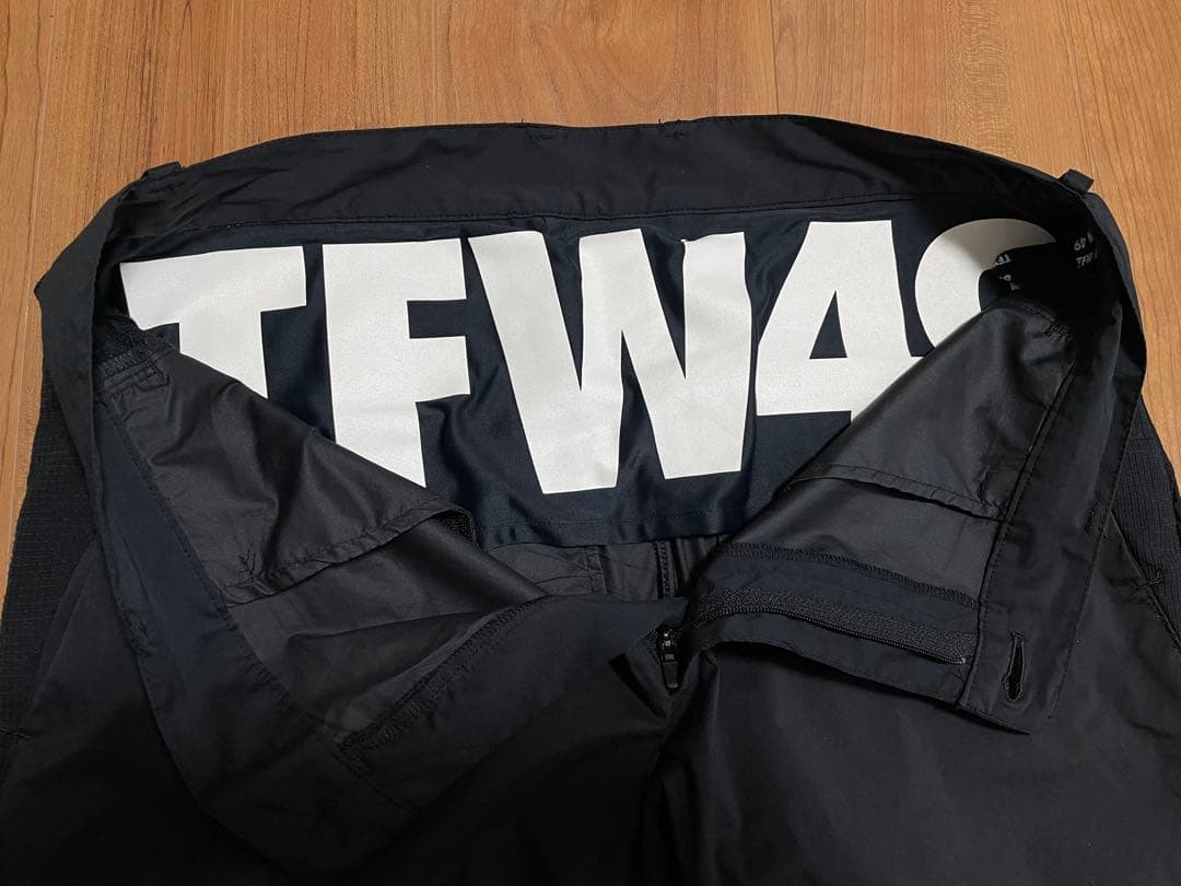 定価6.9万 TFW49 ナイロン セットアップ ブラック 4 ゴルフ - メルカリ