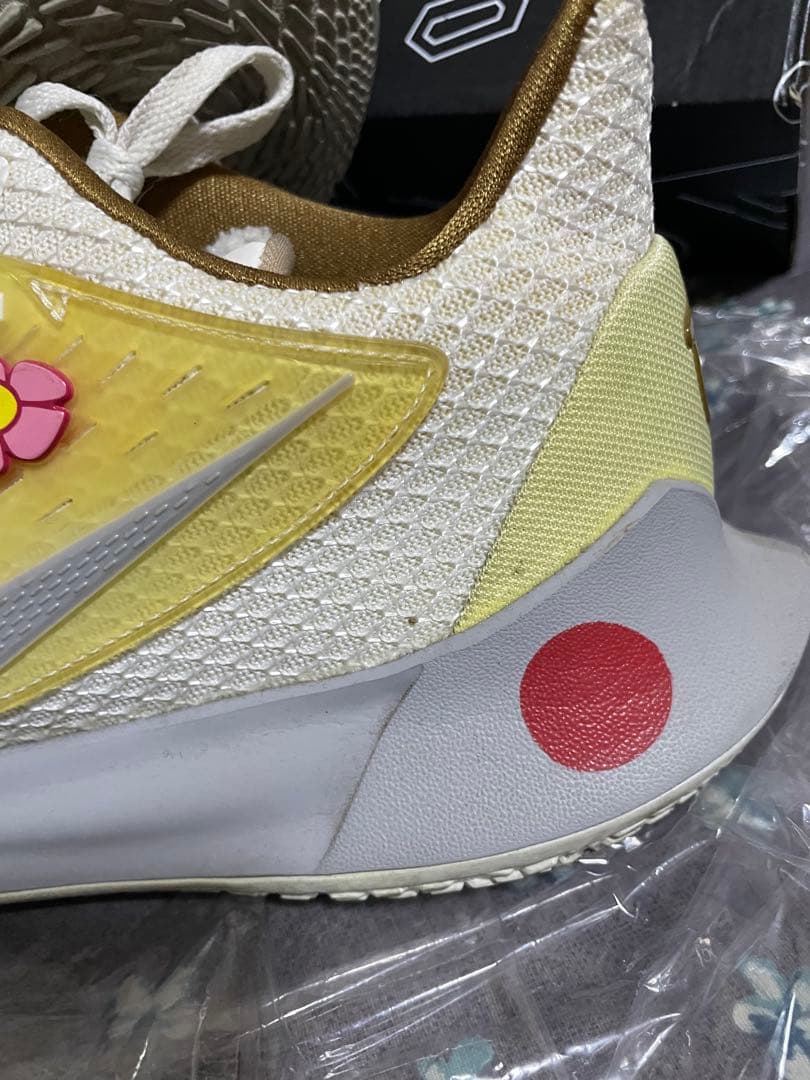 激レア！Nike Kyrie low2 スポンジボブコラボ サンディーver