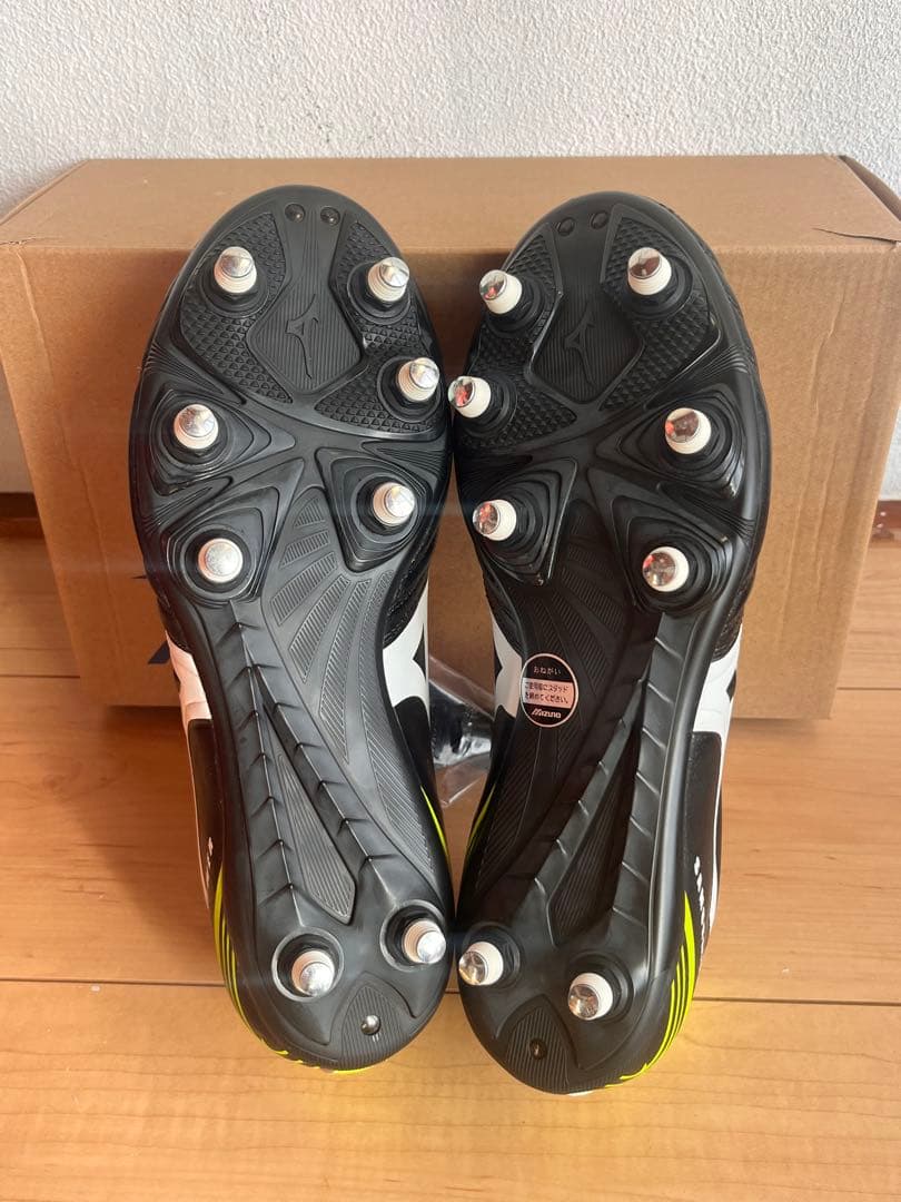 新品・ミズノ ラグビースパイク /27.0/4E 品番 R1GA152101 - メルカリ