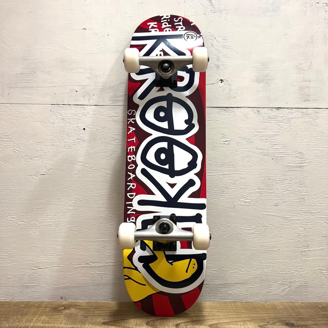 新品 海外正規品 KROOKED スケートボード 7.5インチ