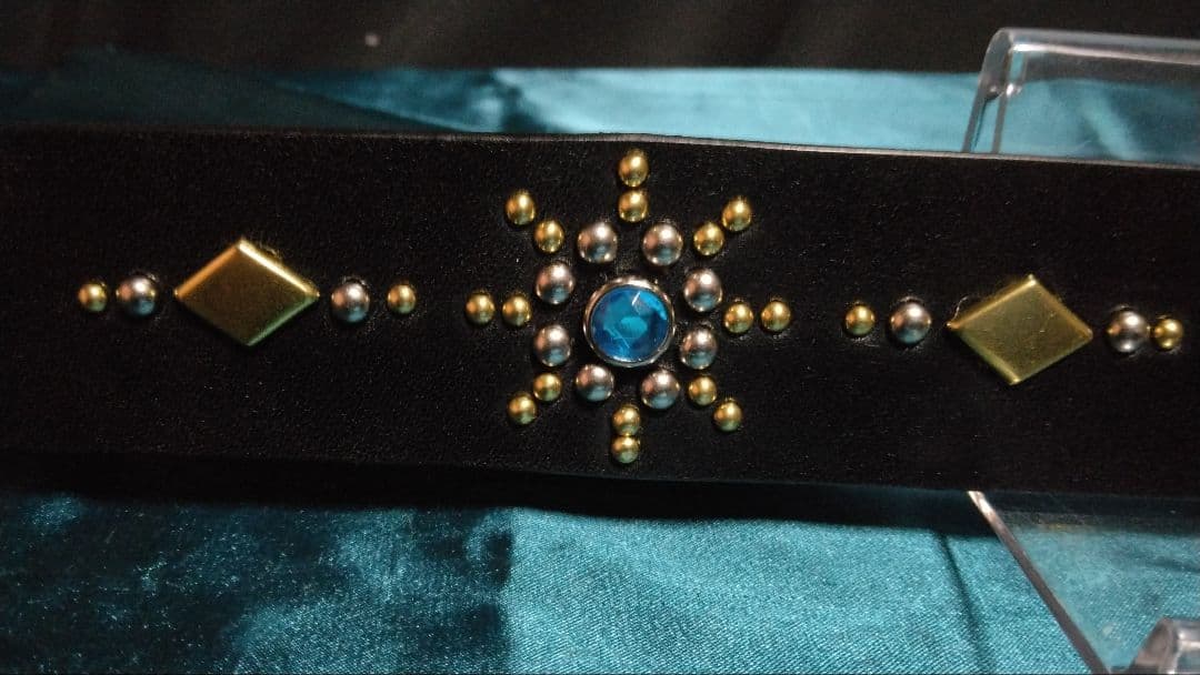 栃木レザースタッズベルトブラック ニッケル＆ブラス　アクアブルー