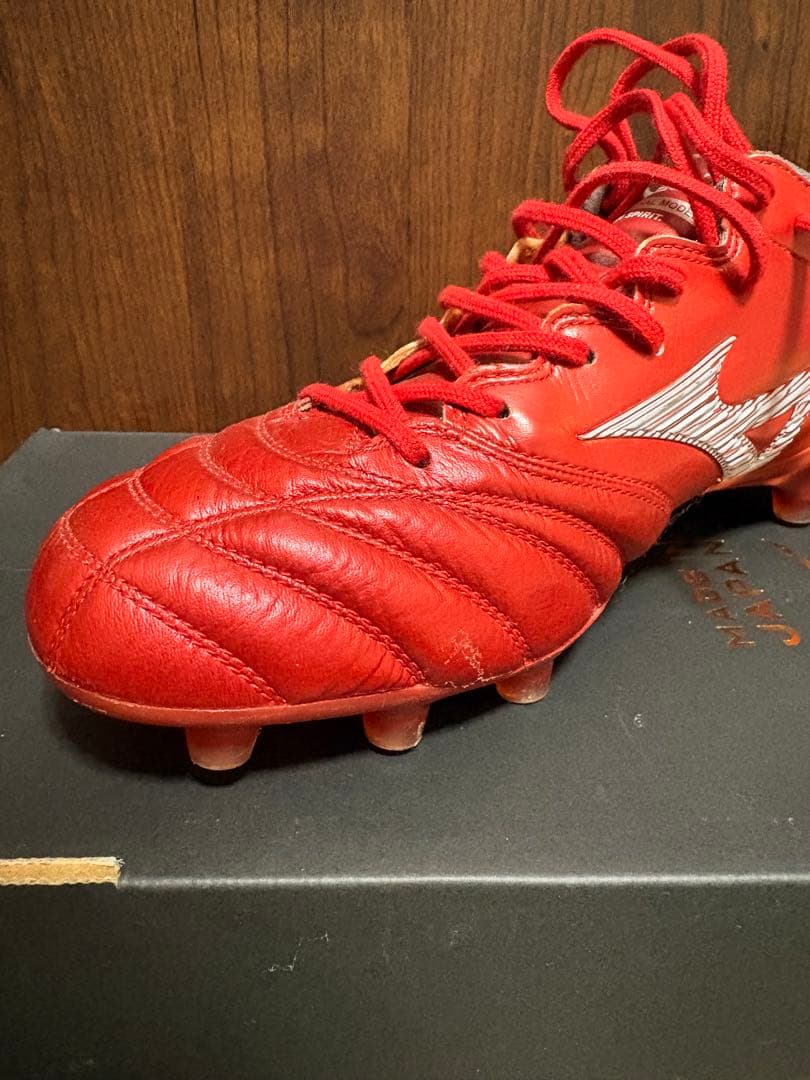 Mizuno Morelia NEO III サッカーシューズ レッド