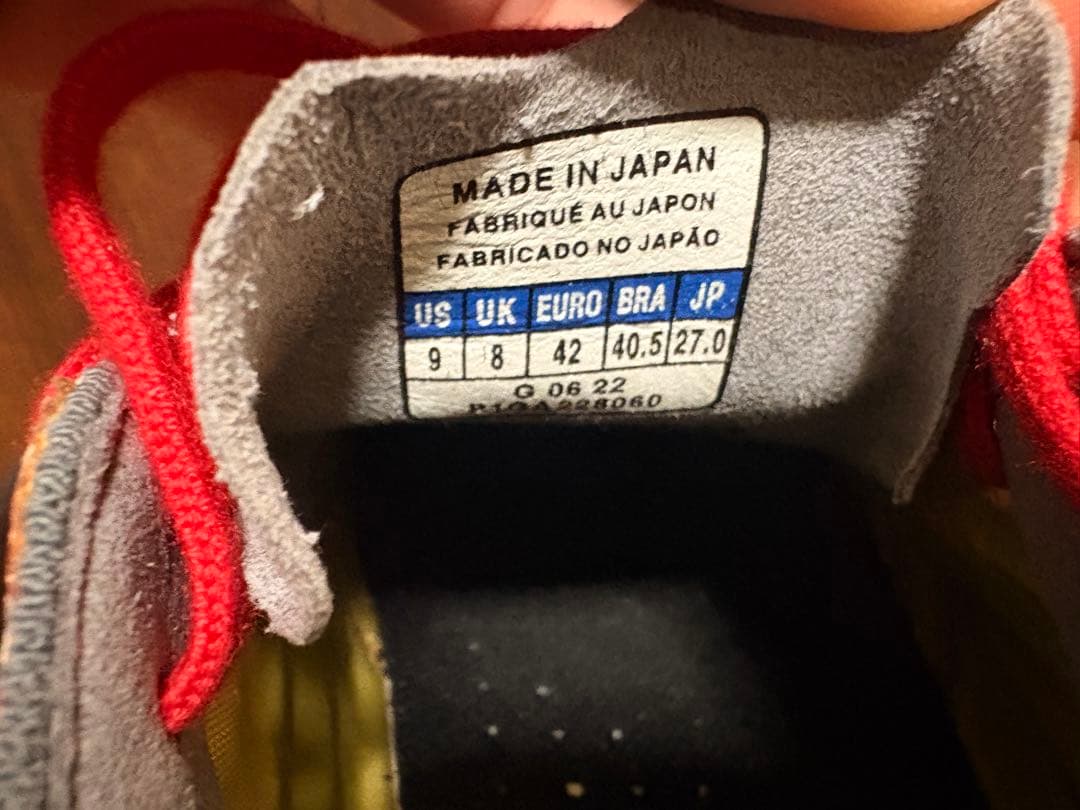 Mizuno Morelia NEO III サッカーシューズ レッド