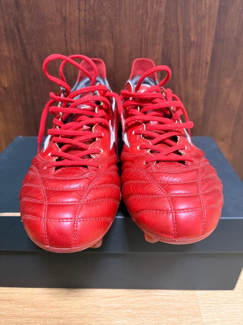 Mizuno Morelia NEO III サッカーシューズ レッド